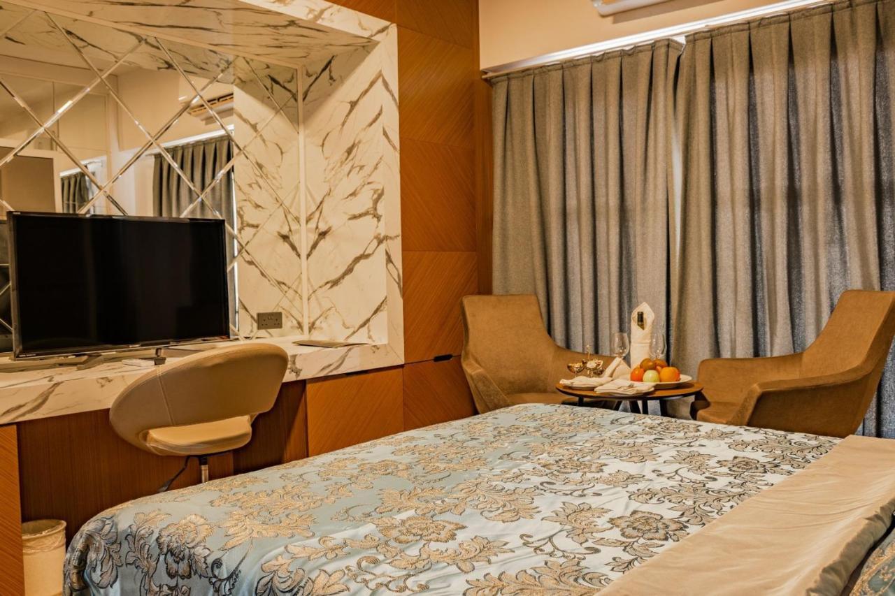 Novel Centre Point Hotel Famagusta  Zewnętrze zdjęcie