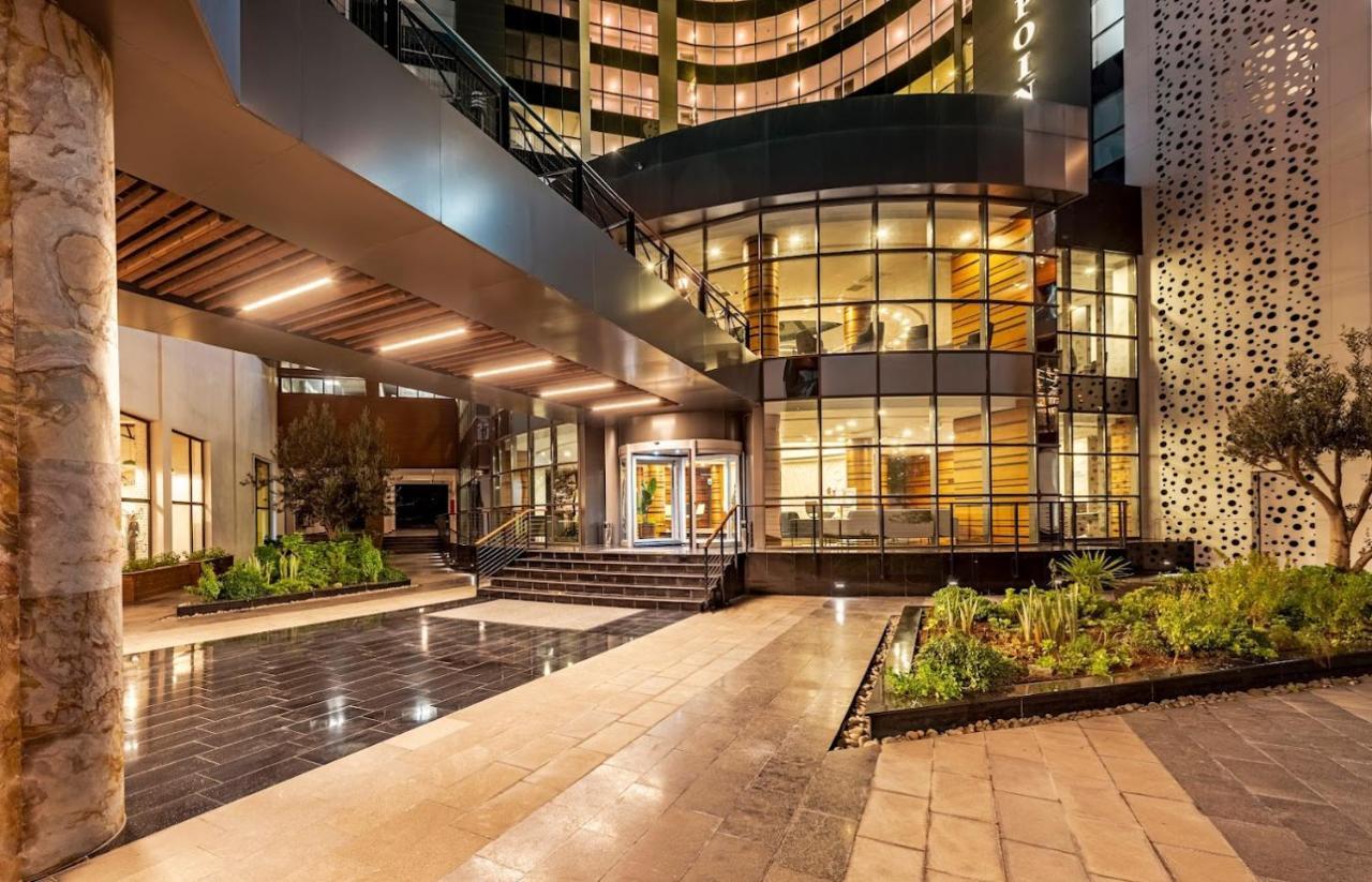 Novel Centre Point Hotel Famagusta  Zewnętrze zdjęcie